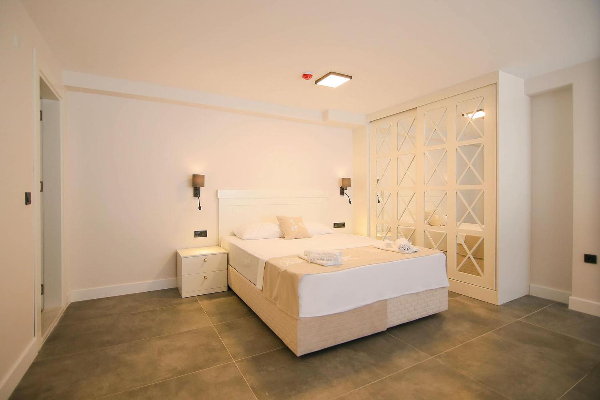 Krem Marin Otel Çeşme Dış mekan fotoğraf