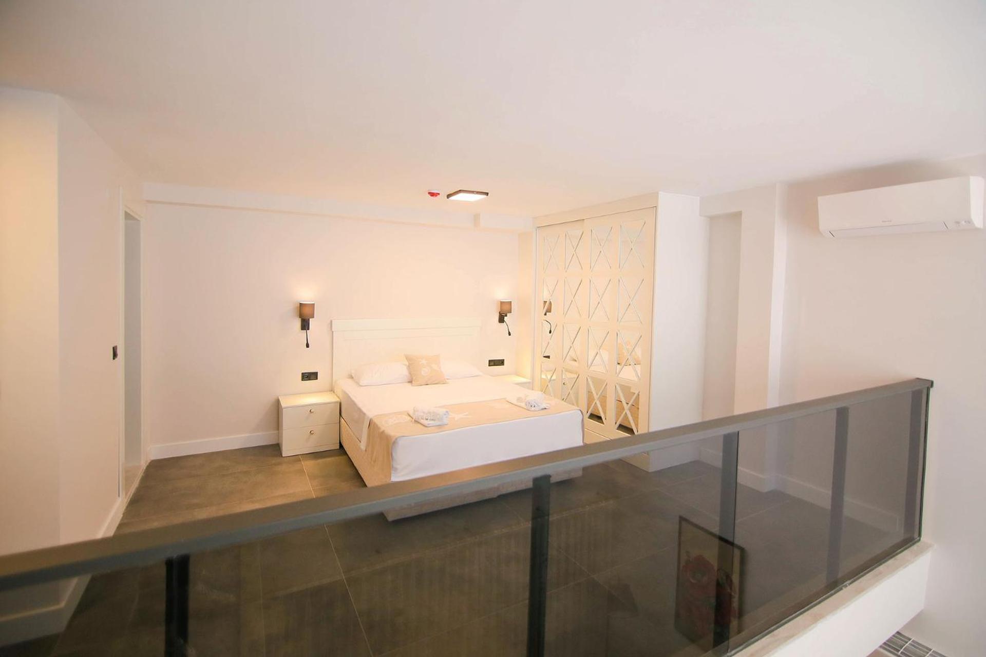 Krem Marin Otel Çeşme Dış mekan fotoğraf